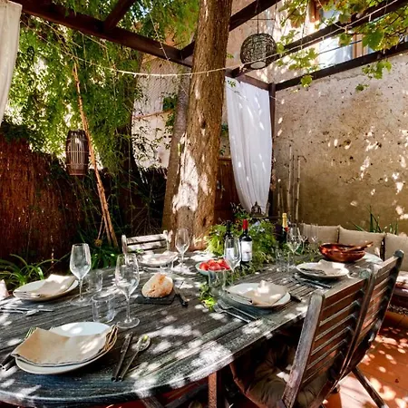 The Little Vine By Hello Homes Sitges